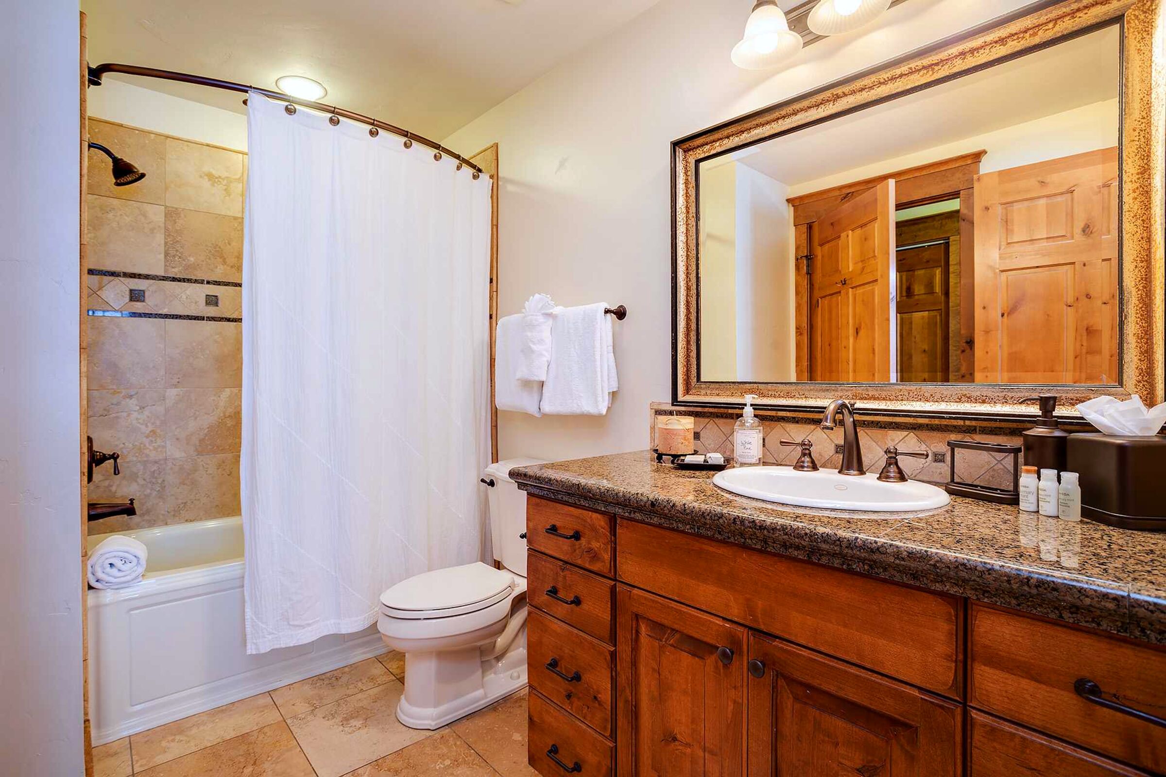 #4E - Bathroom