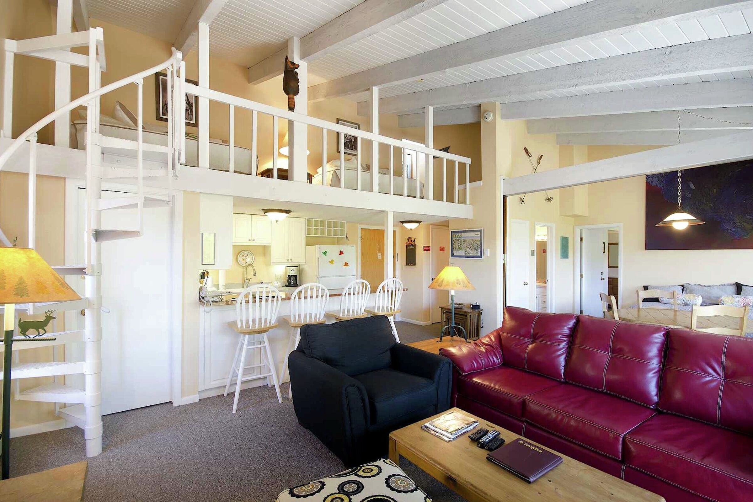 #076 - Living Area