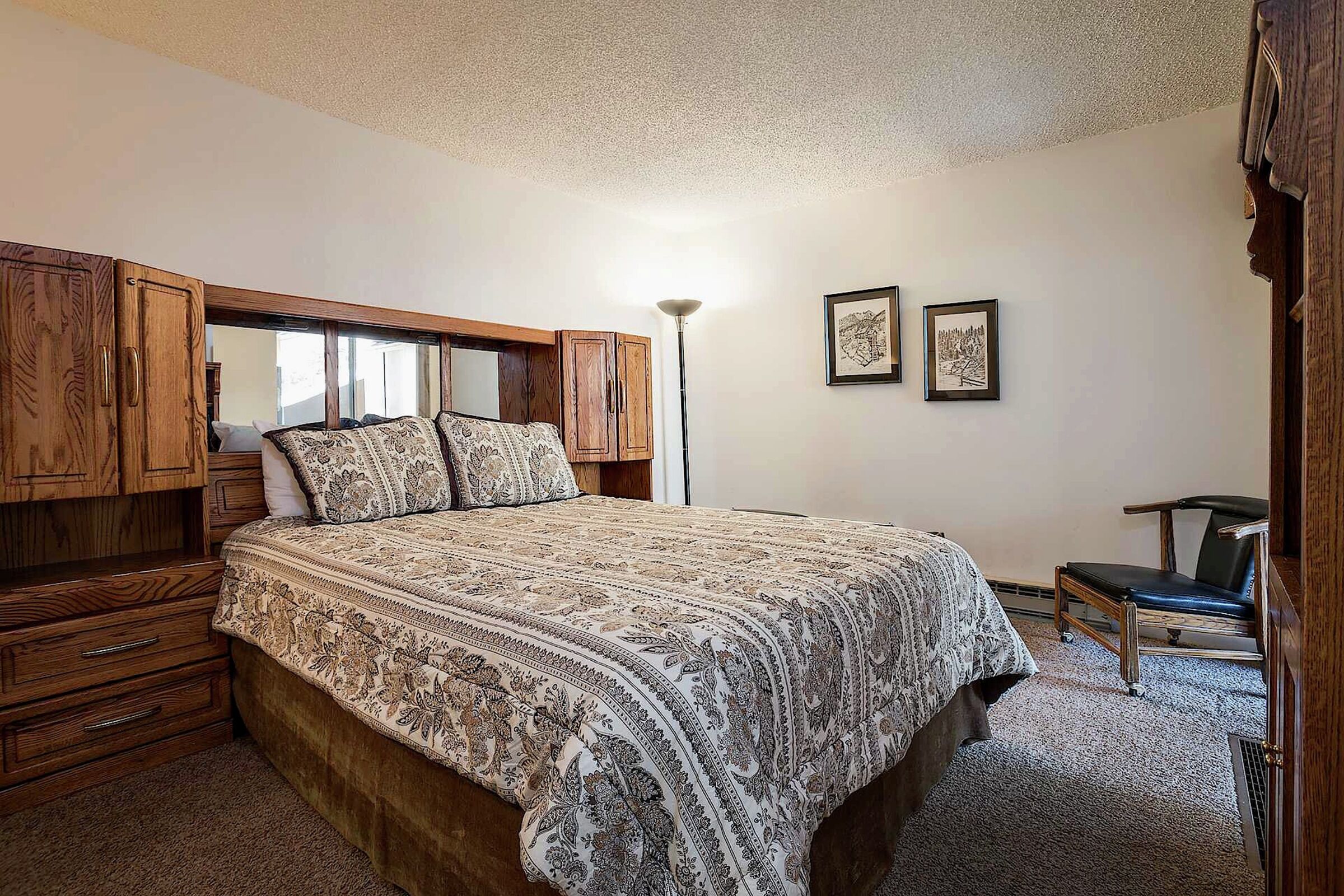 #048 - Master Bedroom