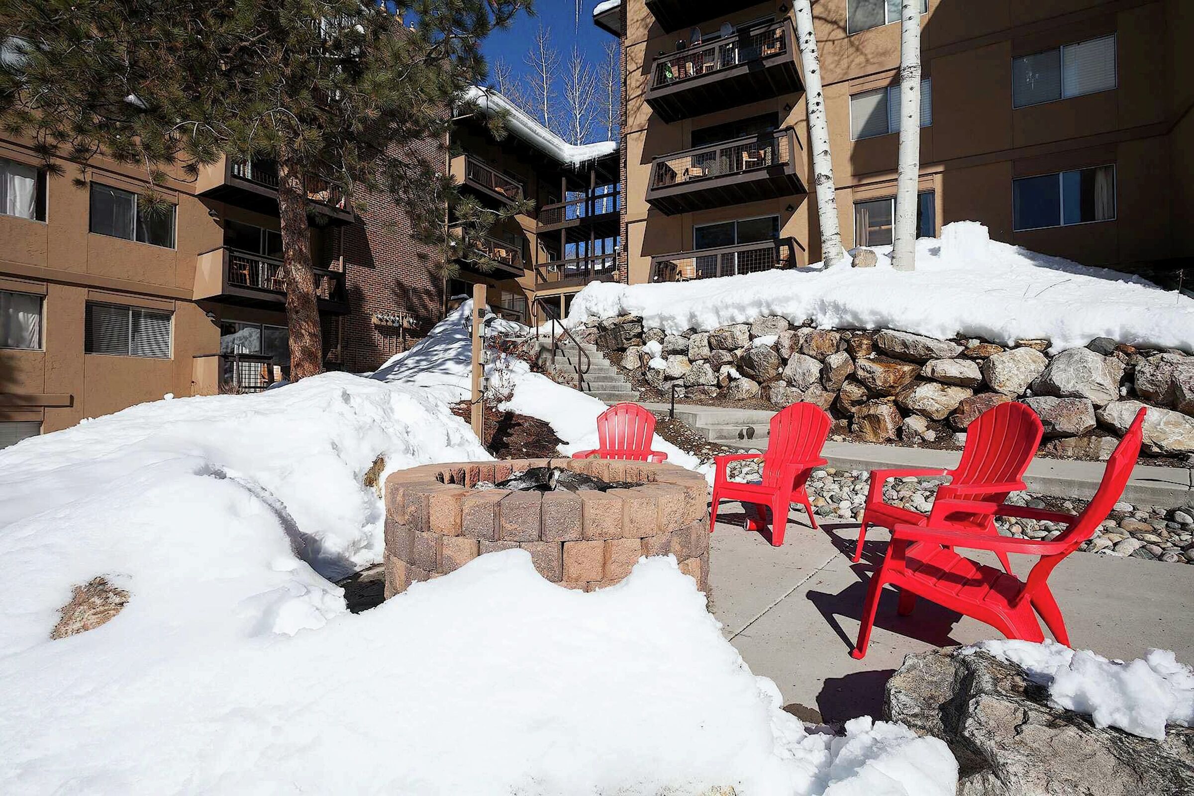 Storm Meadows East Slopeside