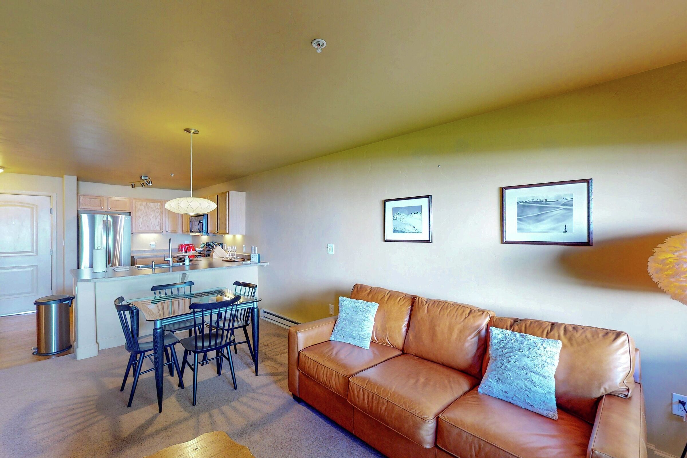#4102 - Living Area & Dining Area