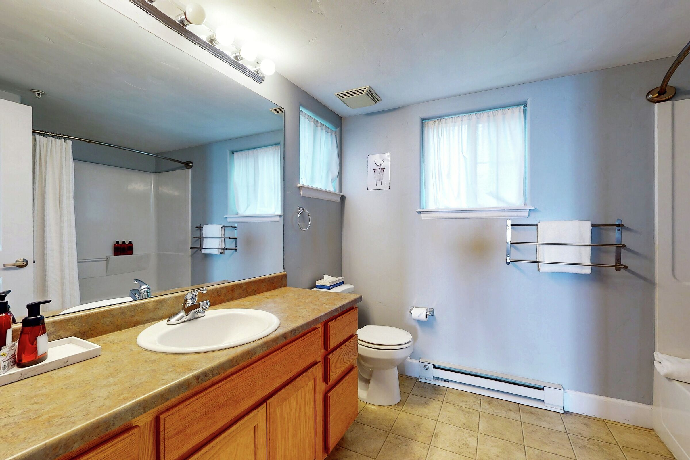 #4202 - Master Ensuite Bathroom