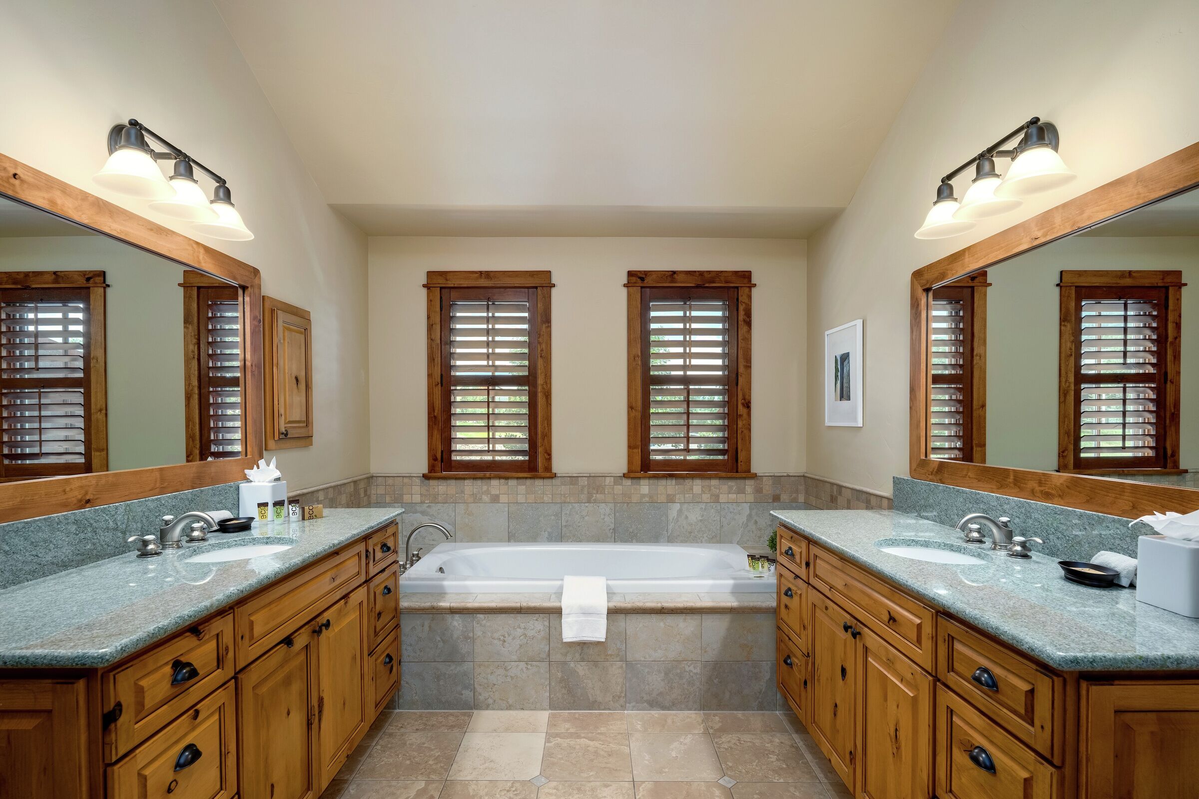 Master Ensuite Bathroom