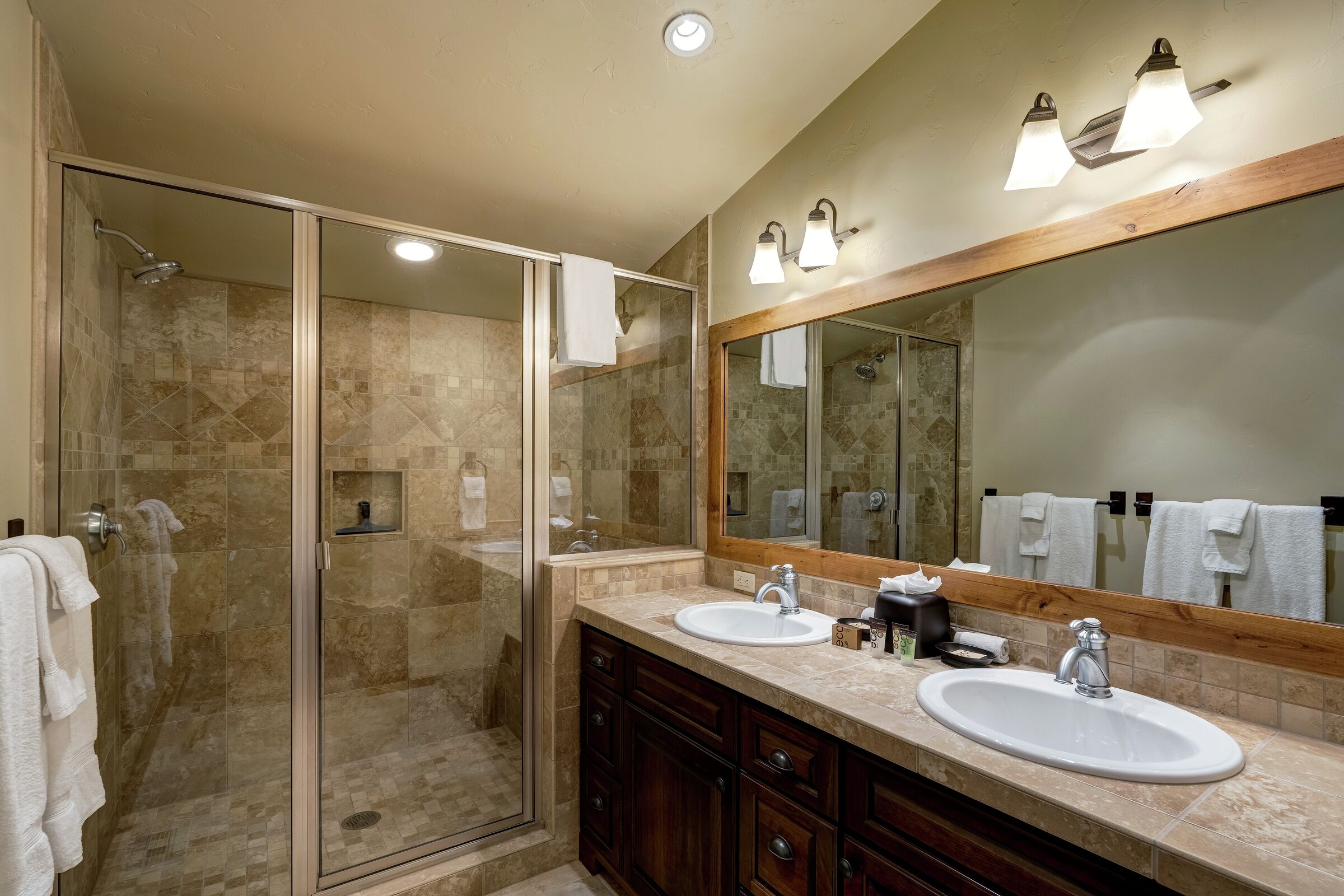 Second Master Ensuite Bathroom