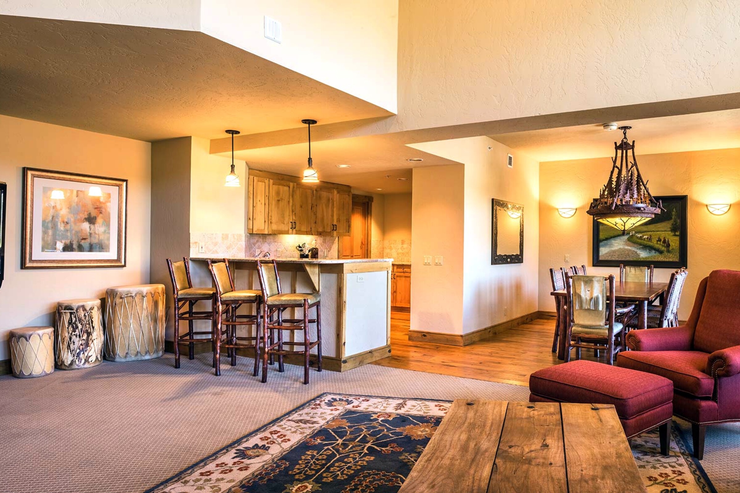 Dining Room & Kitchen