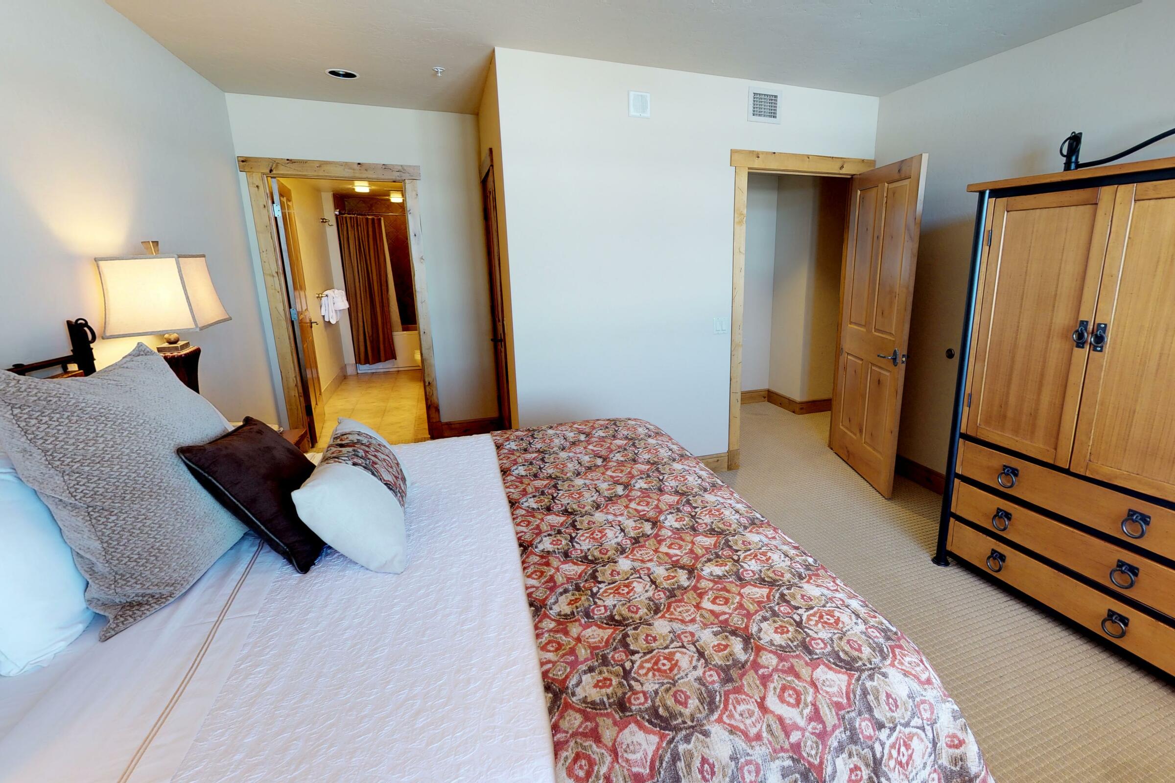 701 - Bedroom