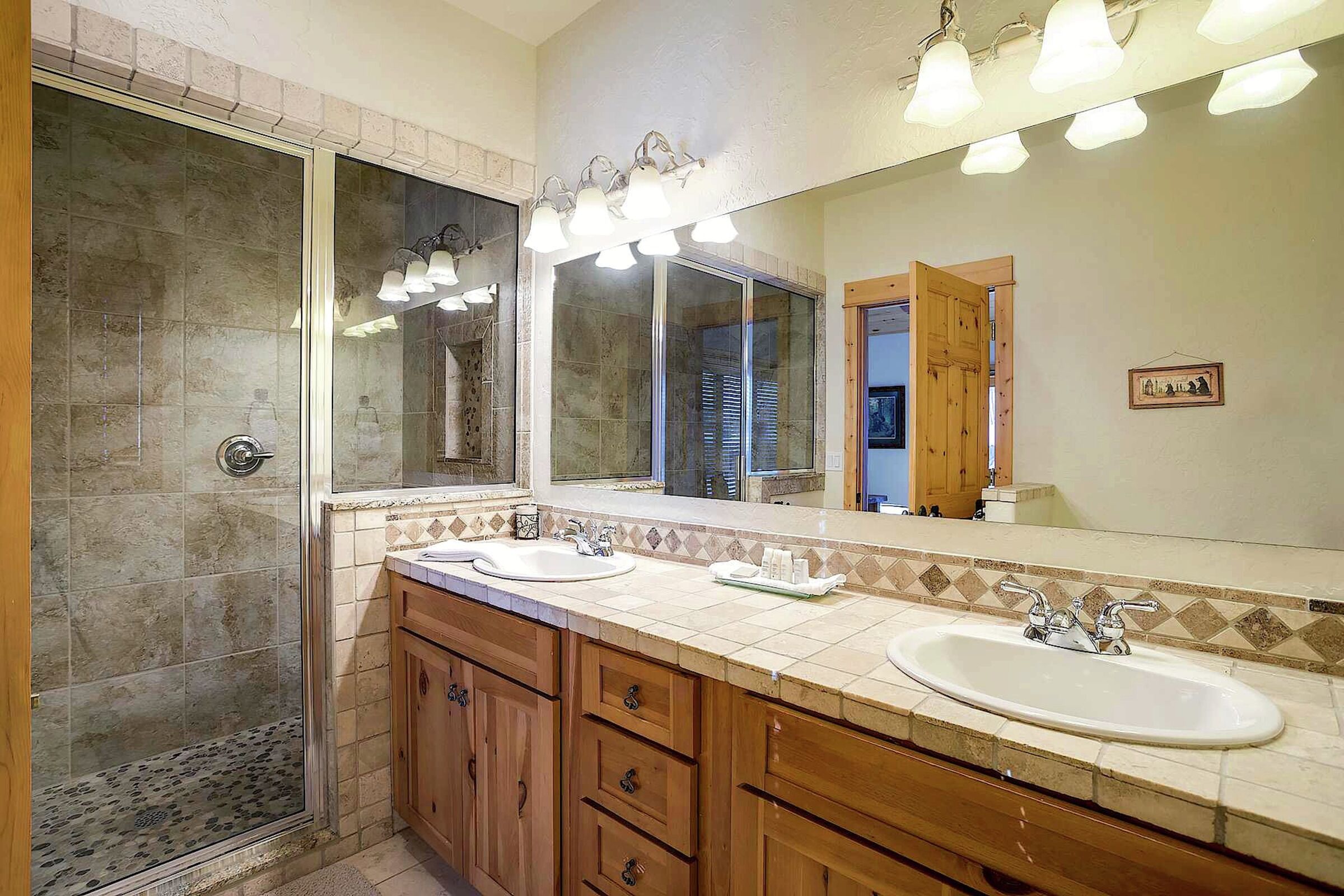 Master Ensuite Bathroom