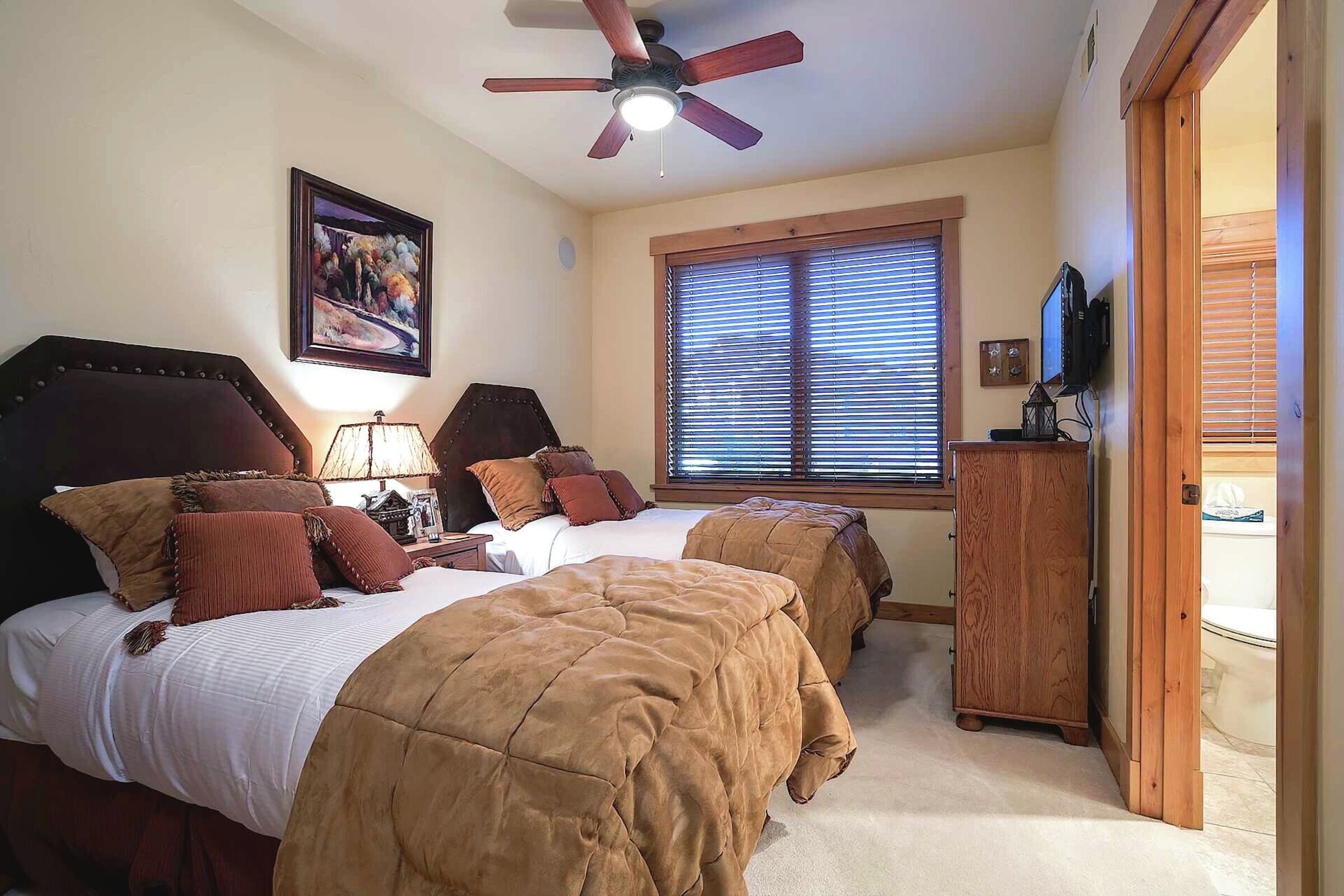 #4101 - Bedroom
