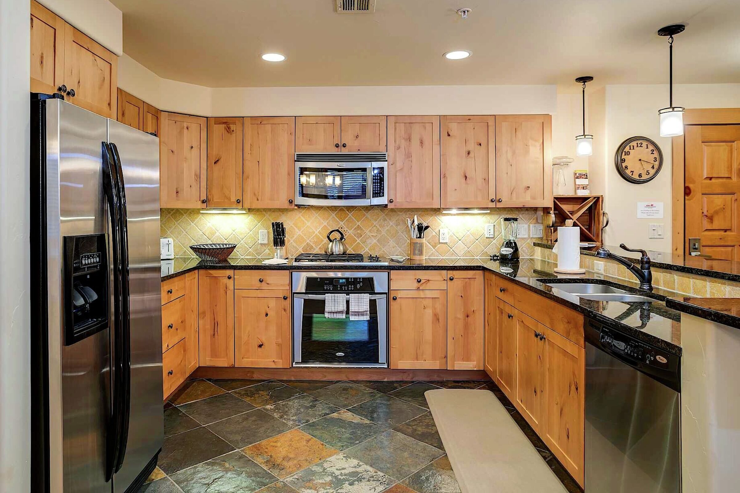 #4201 - Kitchen