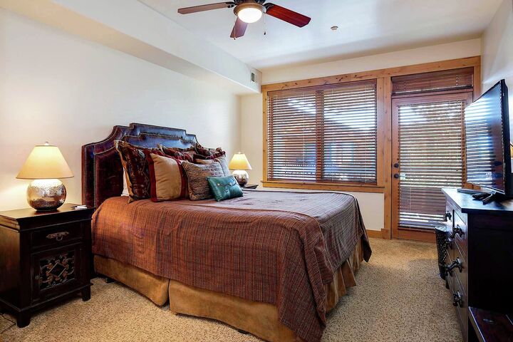 #4303 - Master Bedroom