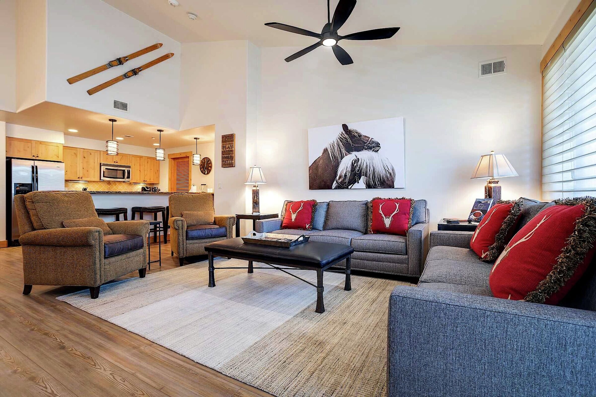 #4303 - Living Area