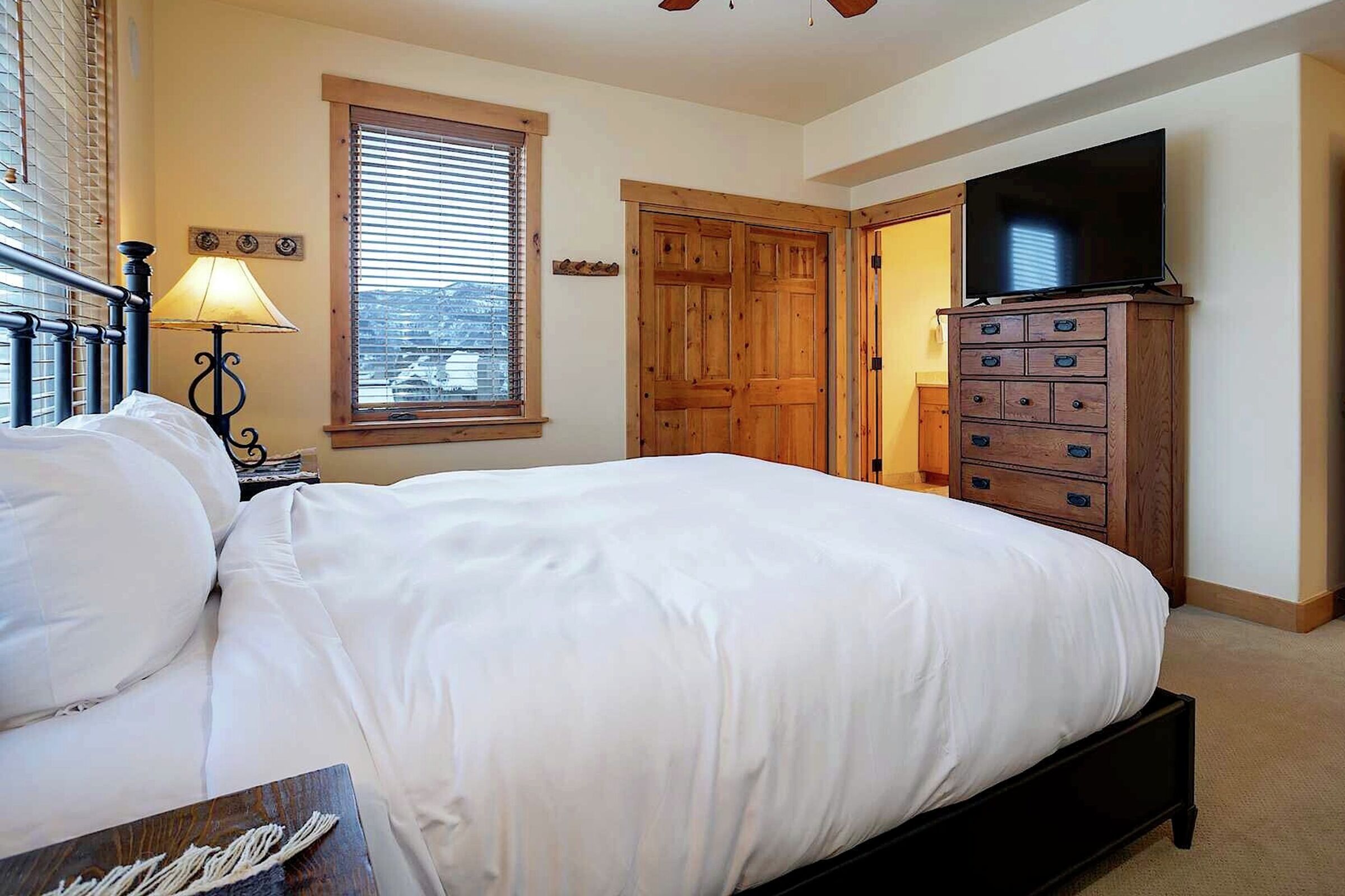 #4206 - Master Bedroom