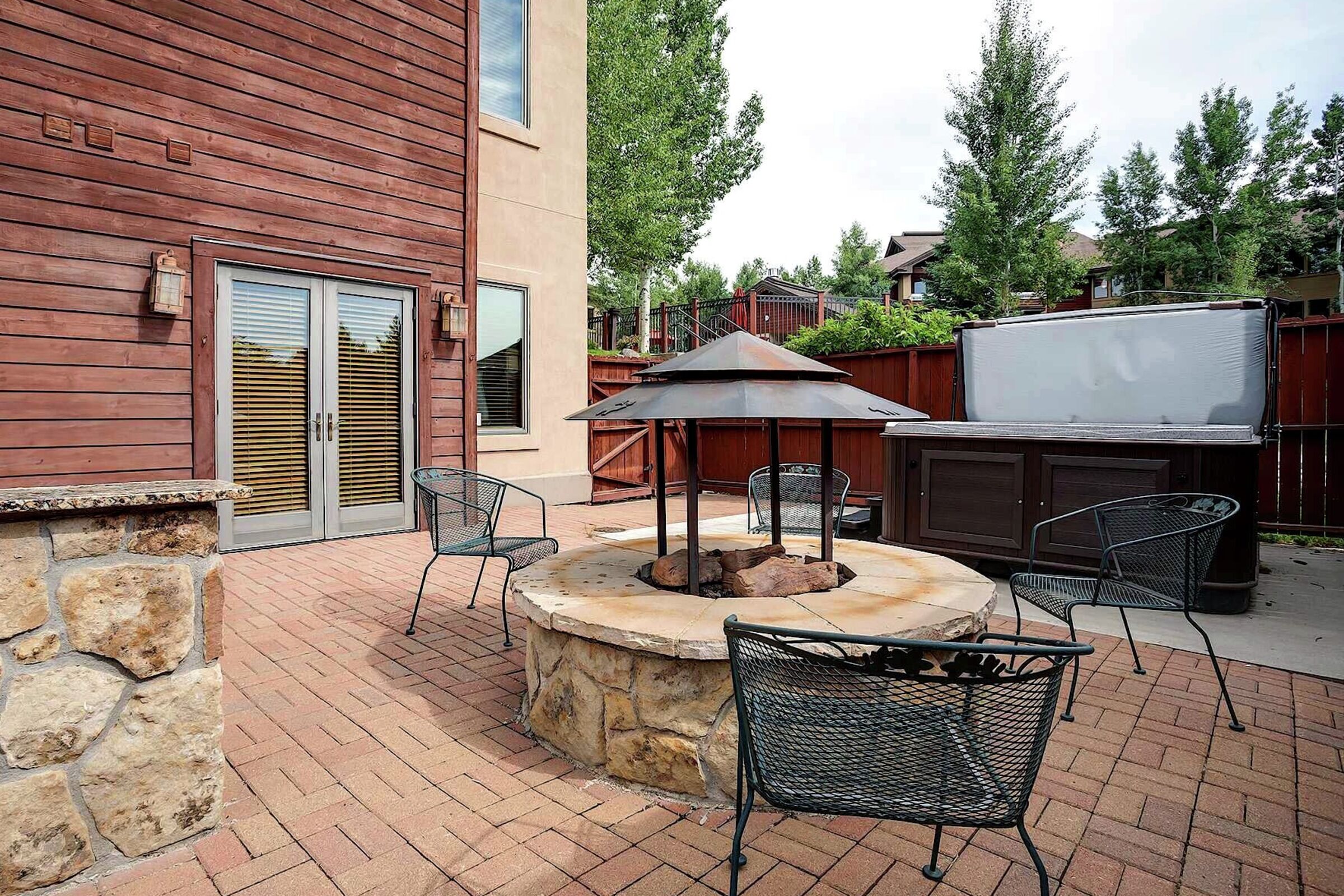 Patio with Hot Tub & Firepit