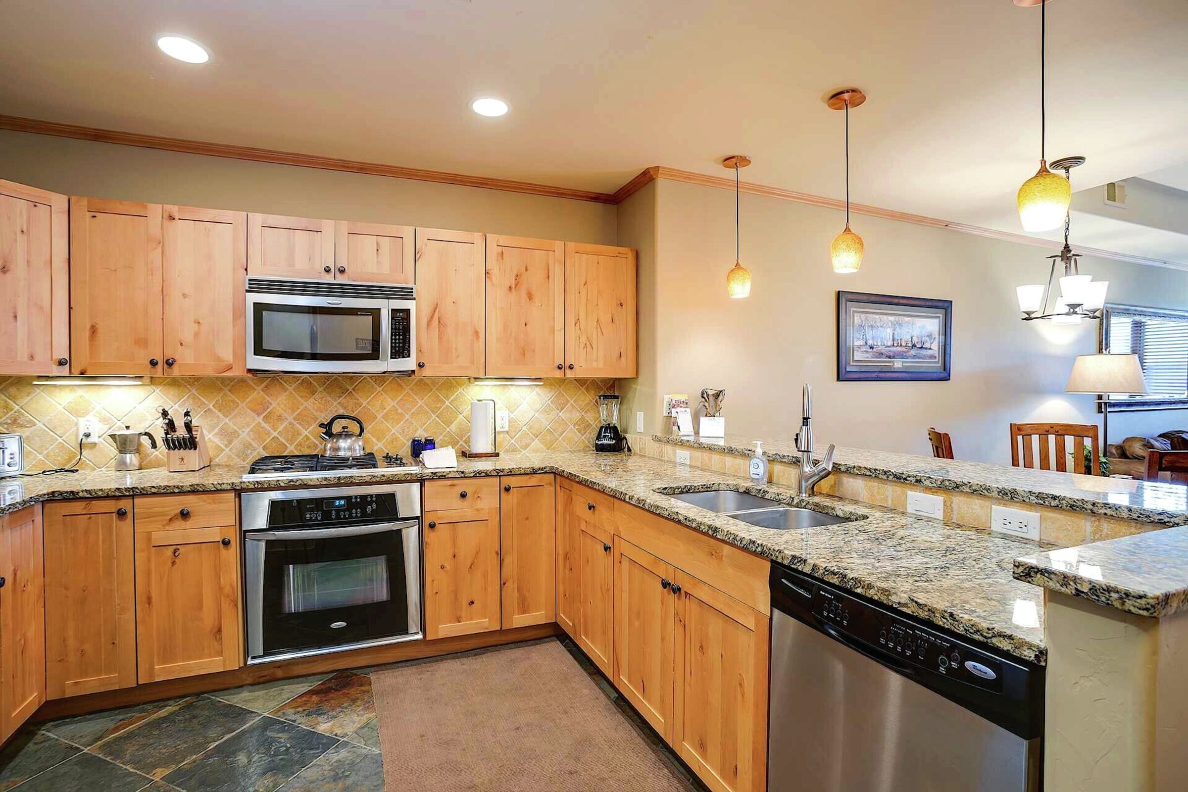 #4110 - Kitchen
