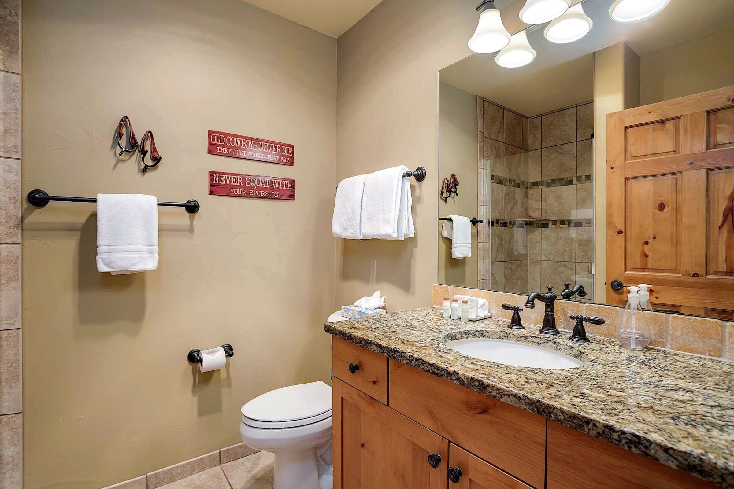 #4110 - Bathroom