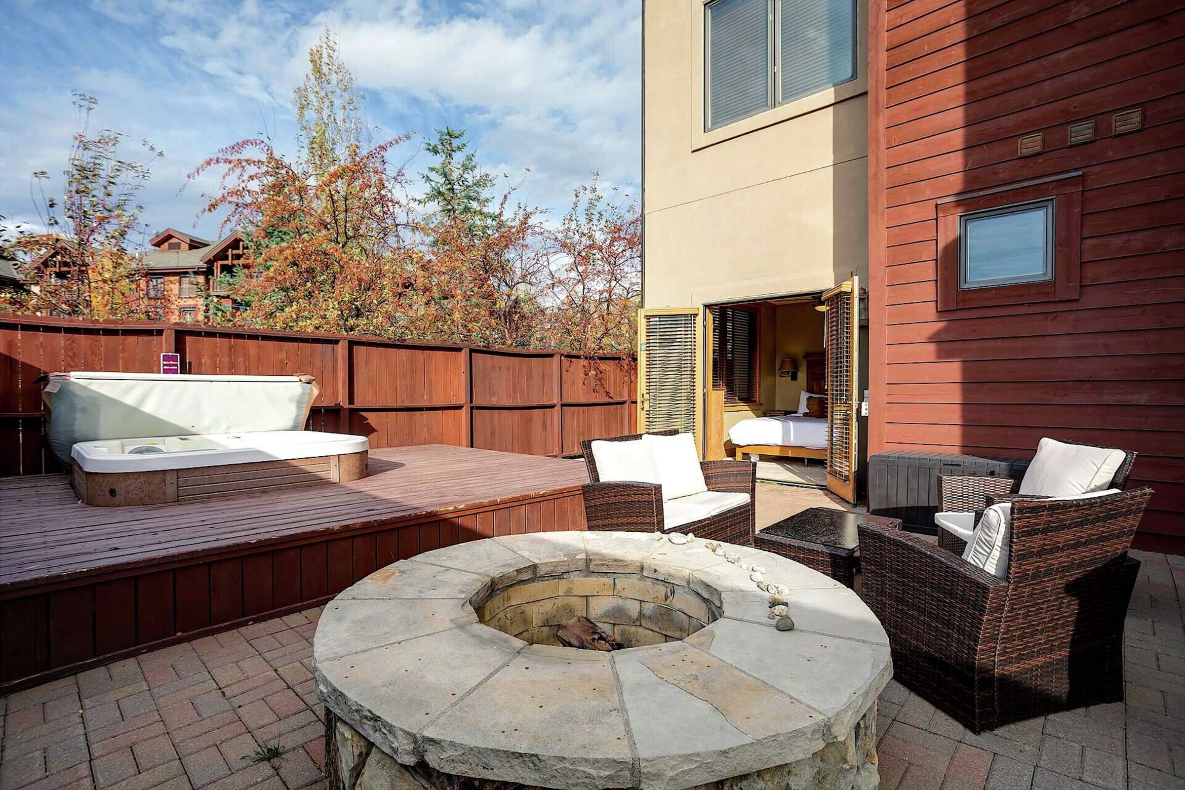 #4110 - Patio with Hot Tub & Firepit
