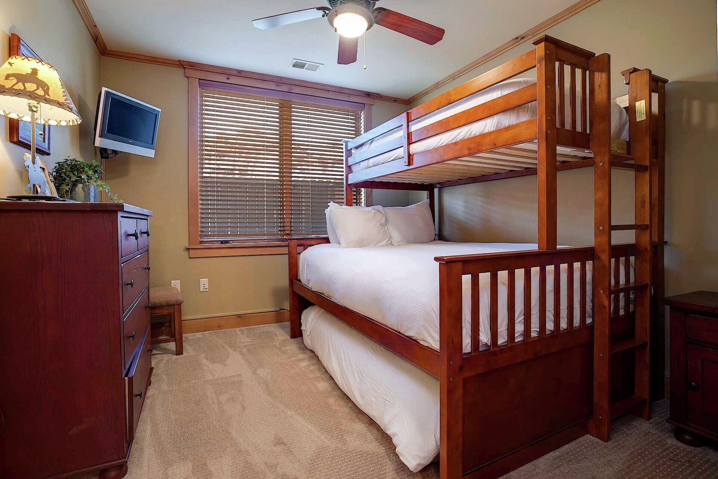 #4110 - Bedroom