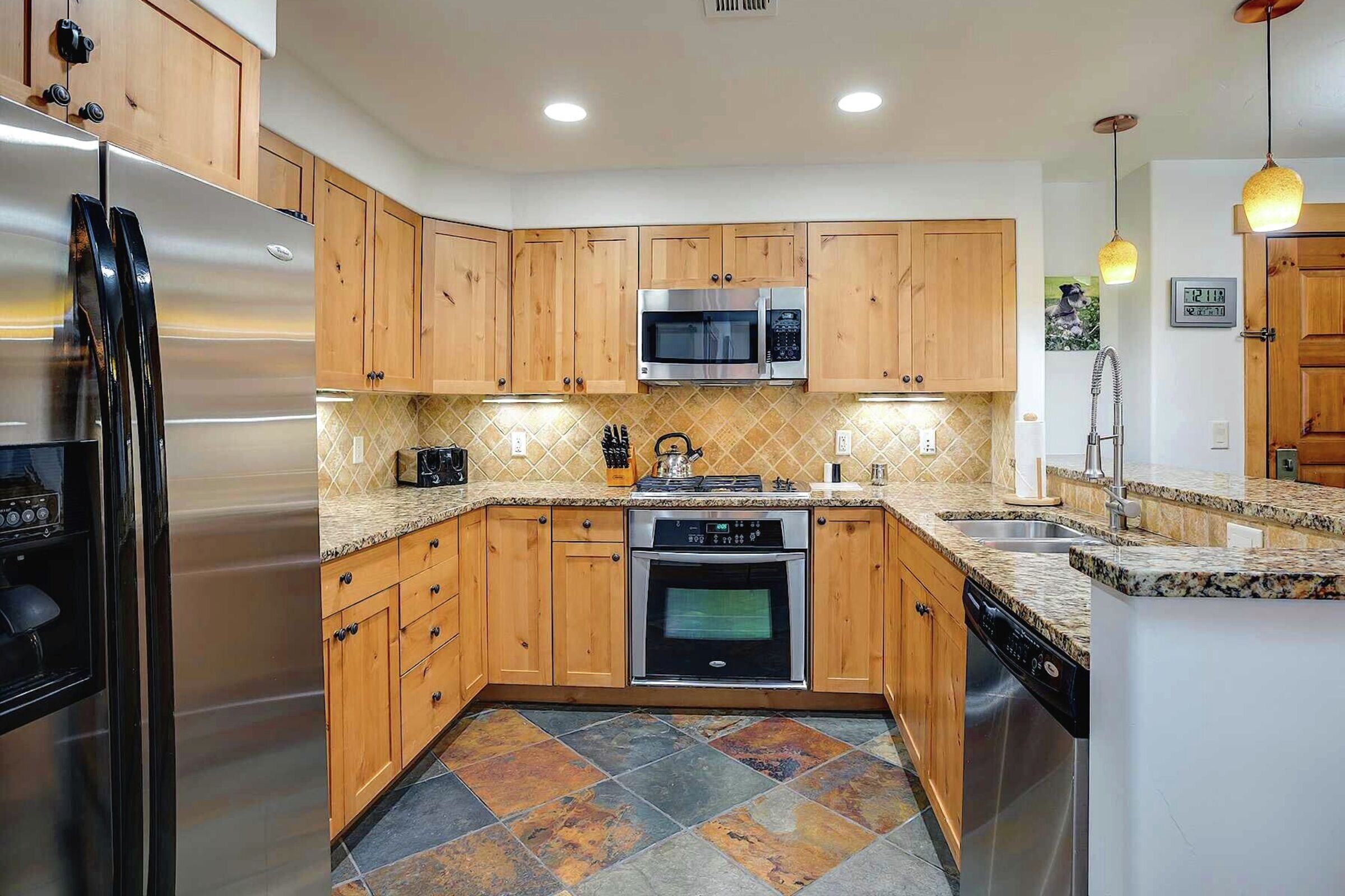 #4107 - Kitchen