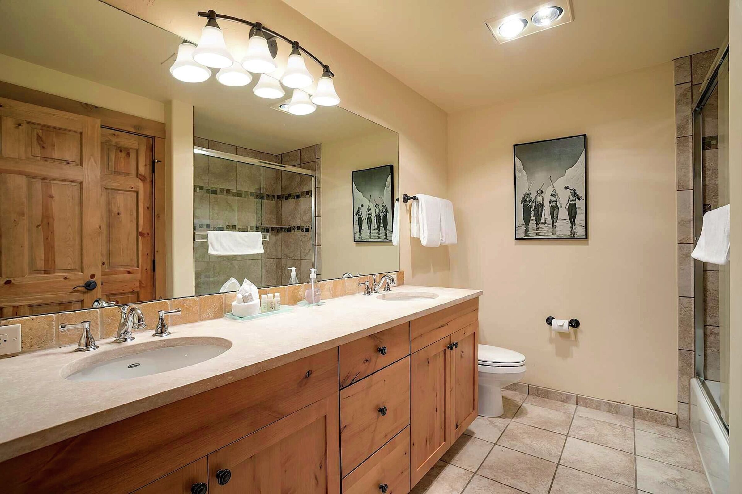 #4305 - Ensuite Bathroom