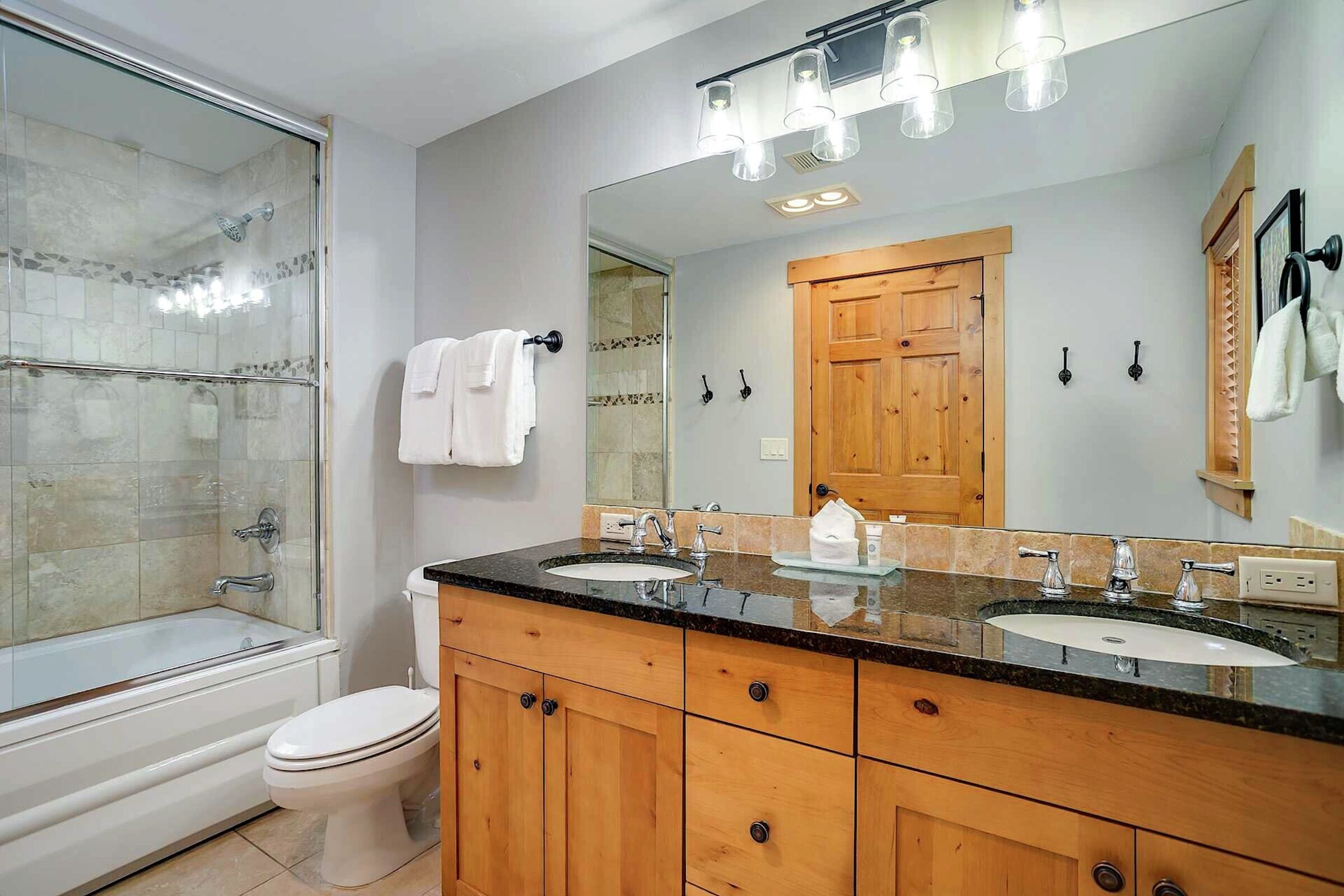 Master Ensuite Bathroom