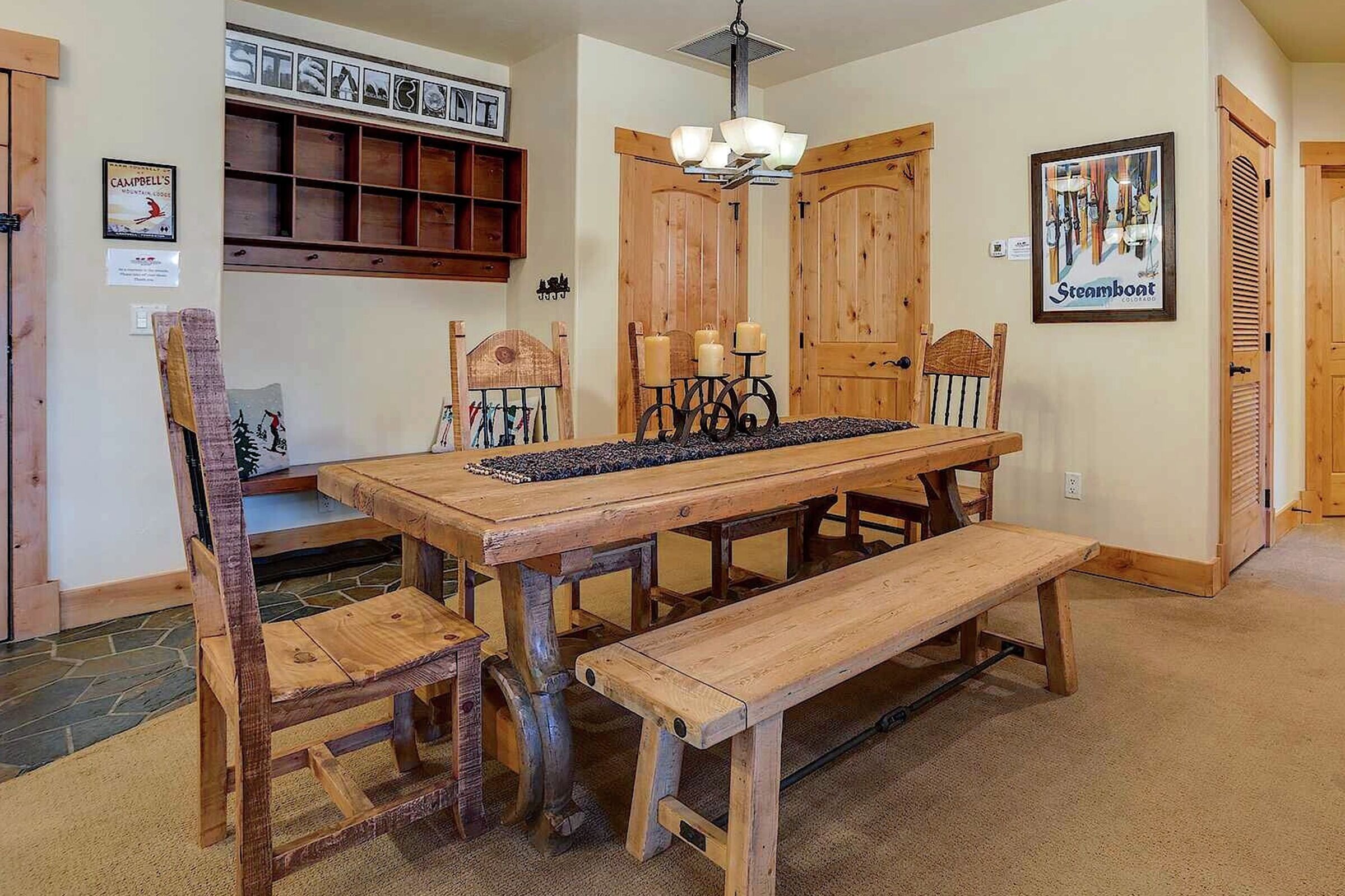 #6307 - Dining Area