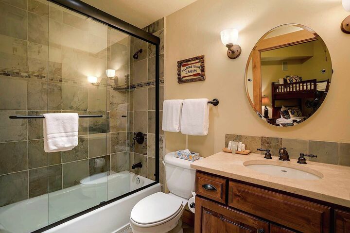 #6308 - Ensuite Bathroom