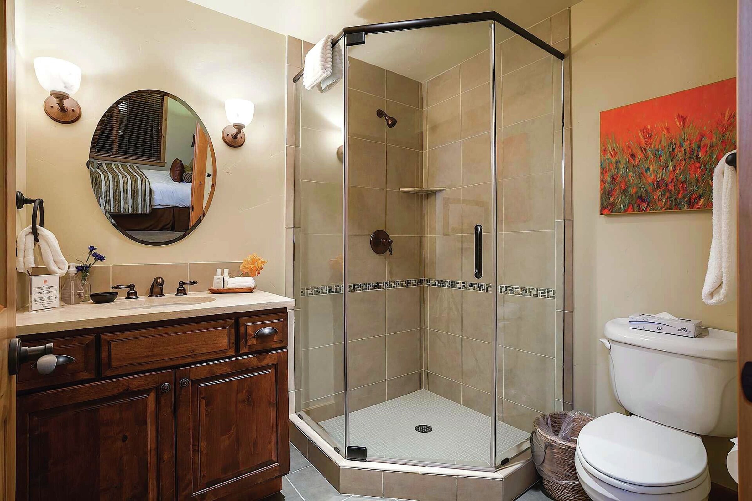 #6203 - Ensuite Bathroom