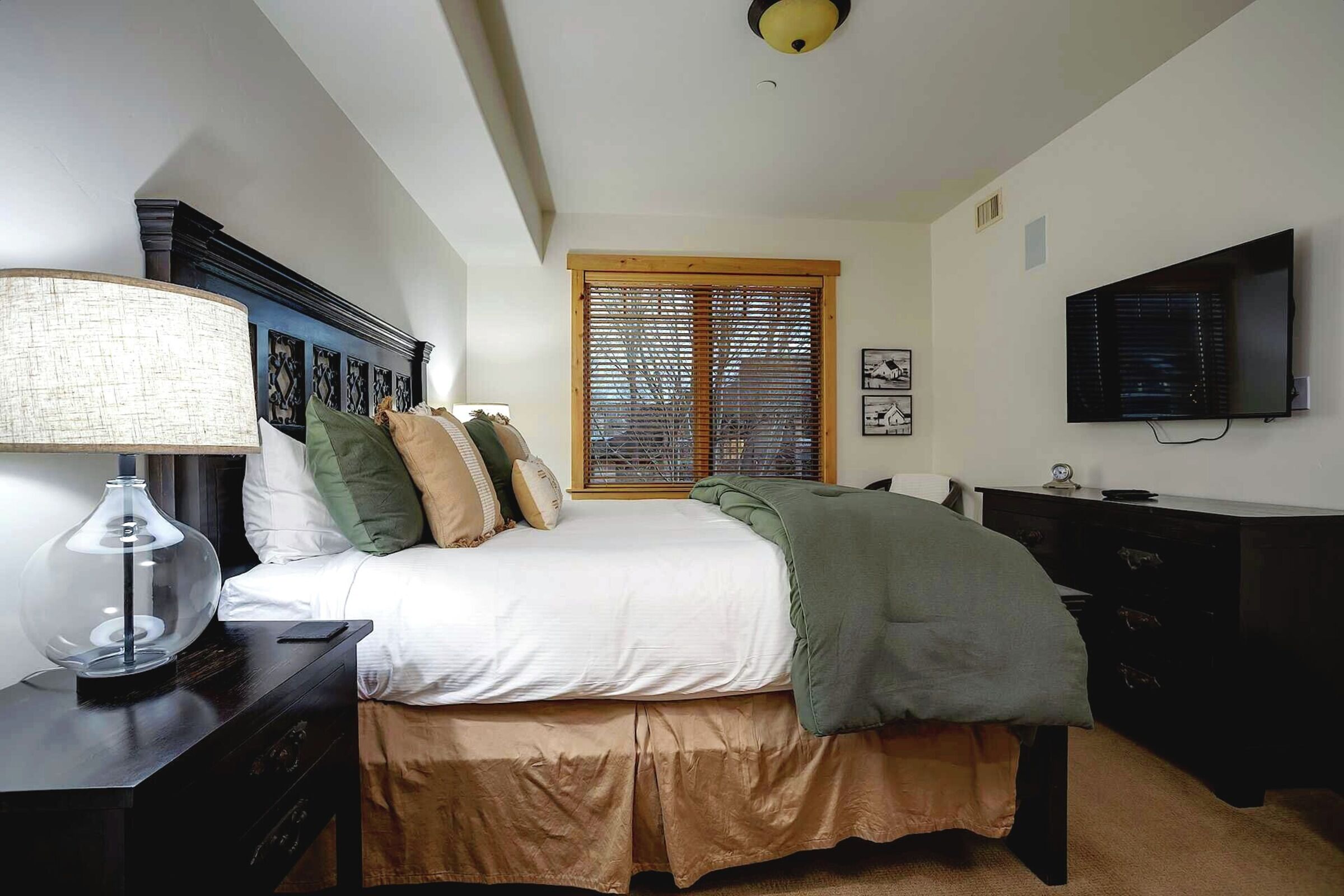 #6204 - Master Bedroom