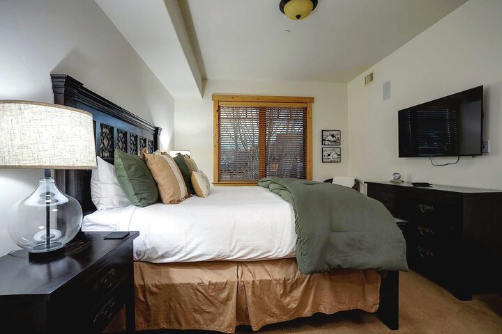 #6204 - Master Bedroom