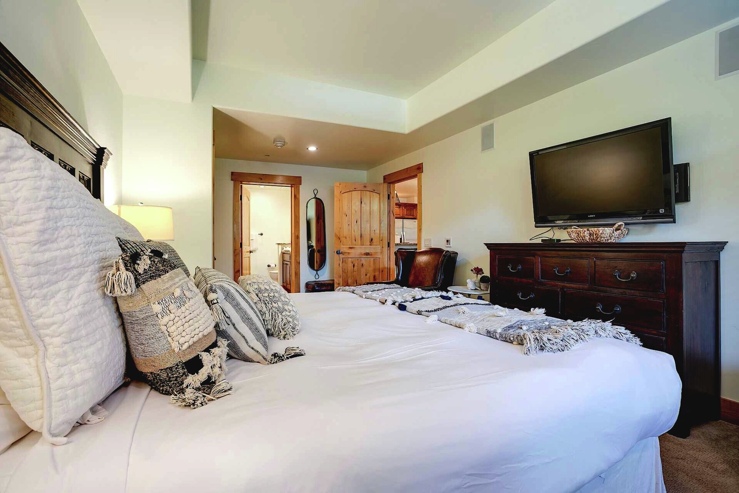 #6109 - Master Bedroom