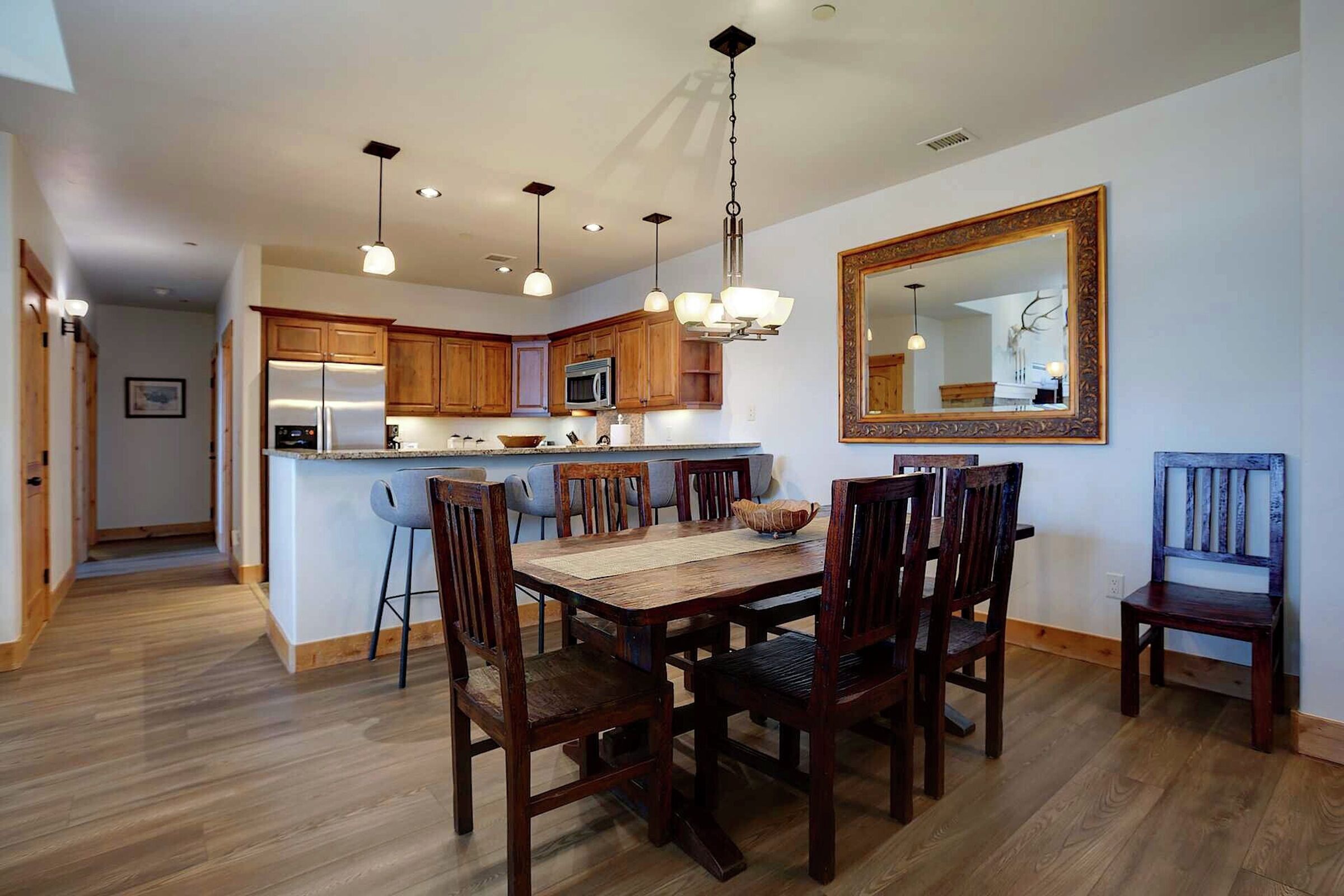 #6303 - Dining Area