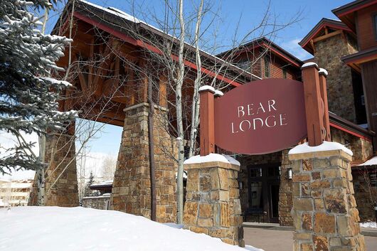 Bear Lodge at Trappeur's Crossing Exterior - Winter