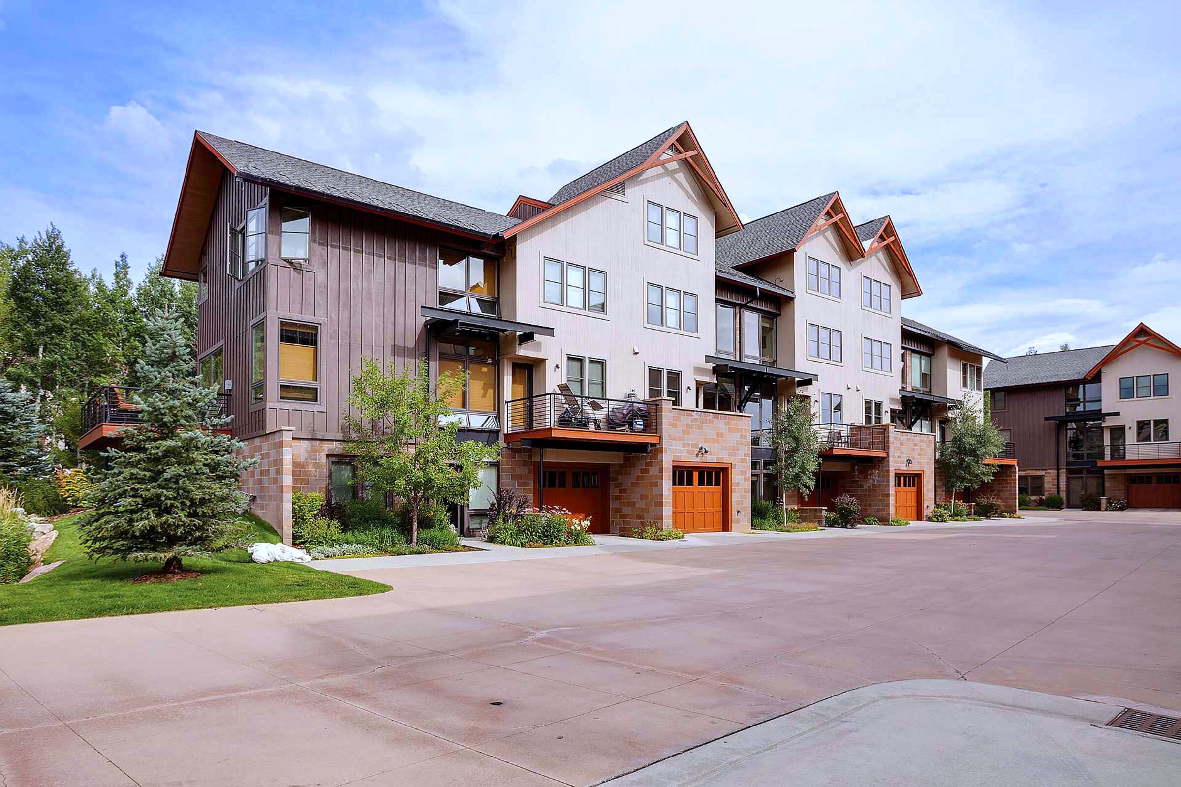 Blackhawk Townhomes