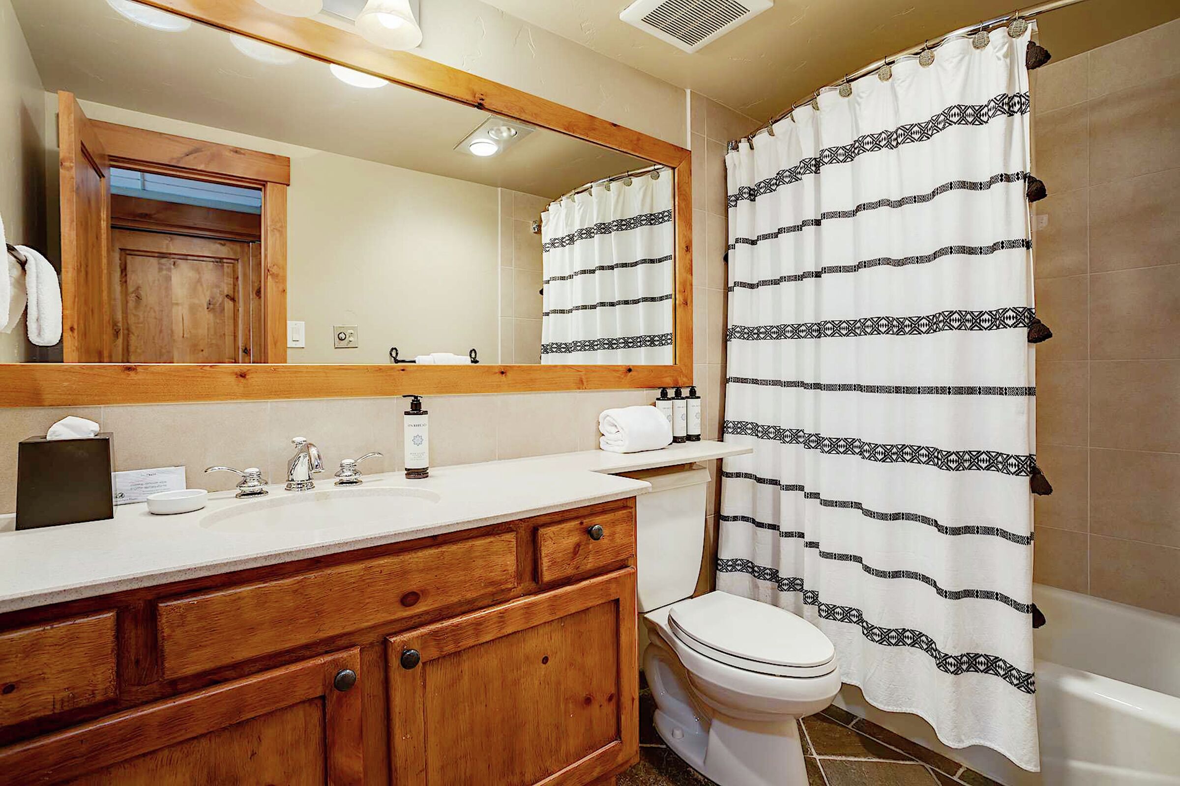 Master Ensuite Bathroom