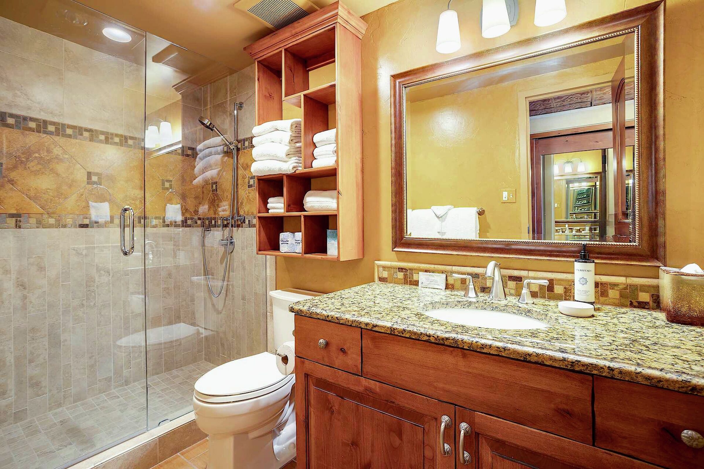 #705 - Bathroom