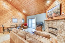 #B22 - Chinook - Living Room