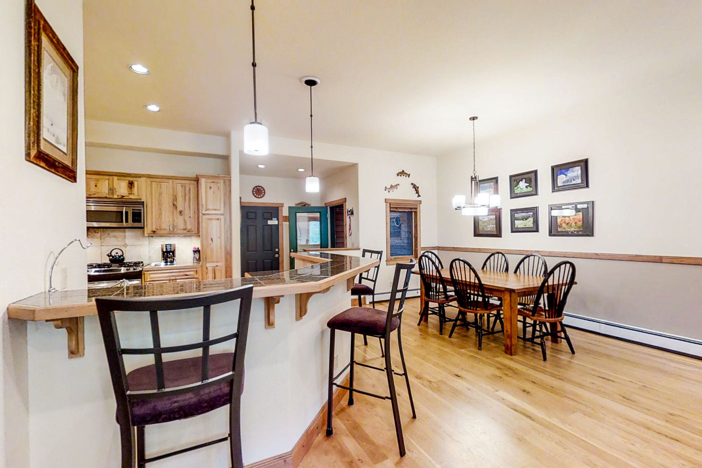 #3478 - Dining Room & Kitchen