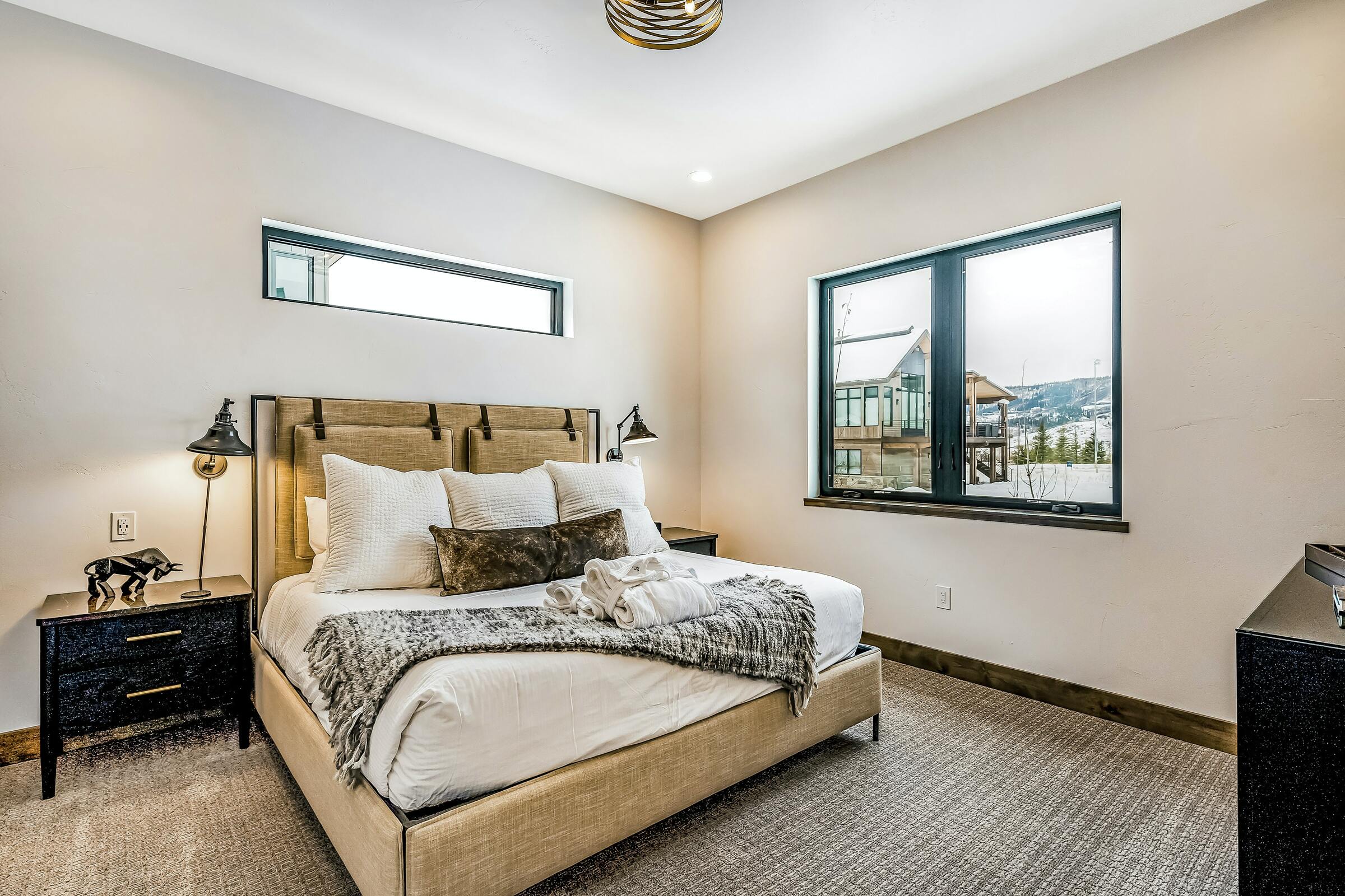 5 Bdrm HT - Bedroom