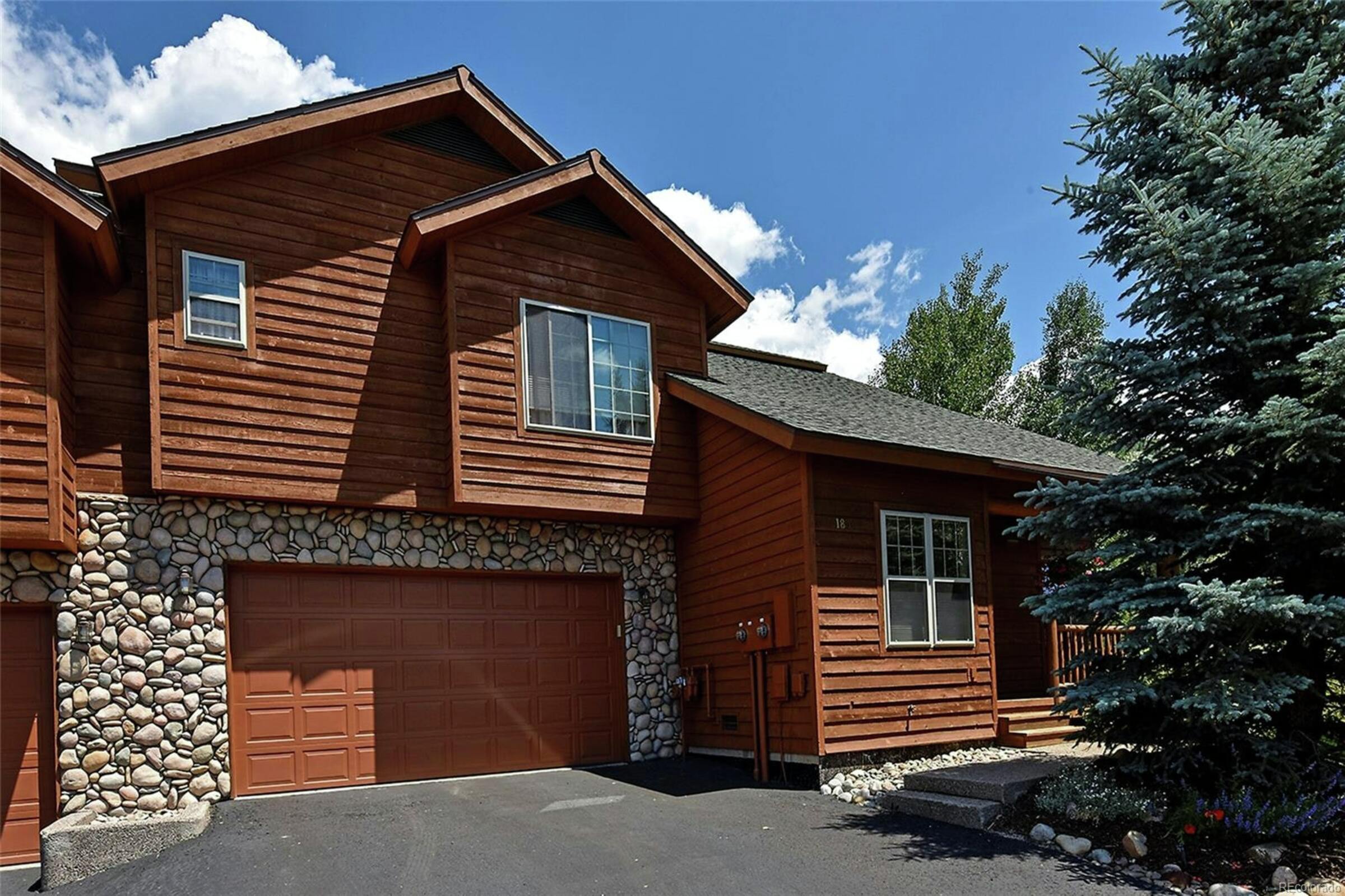 Bear Creek Lodge Townhomes
