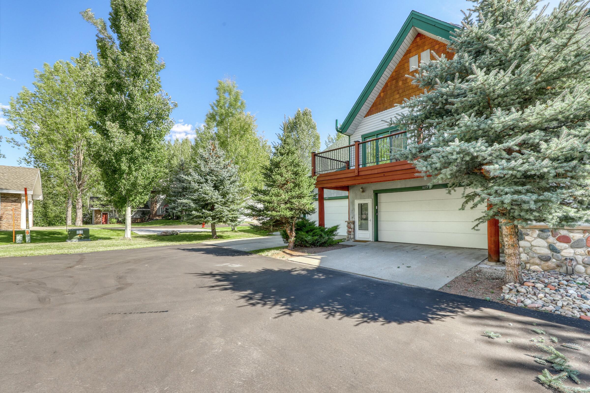 Fox Willow Townhomes