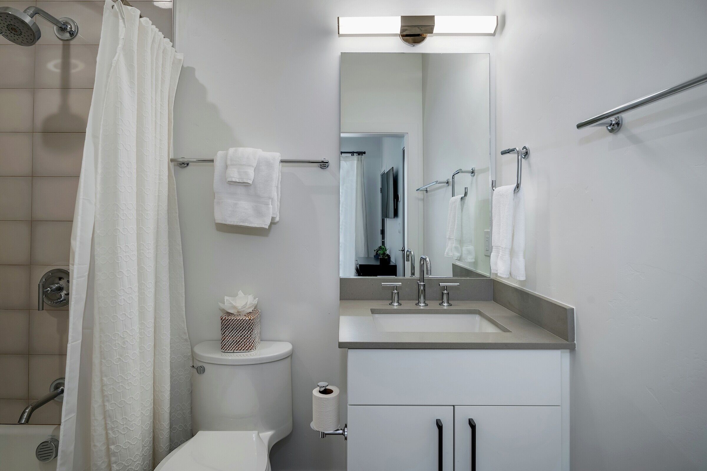 Master Ensuite Bathroom