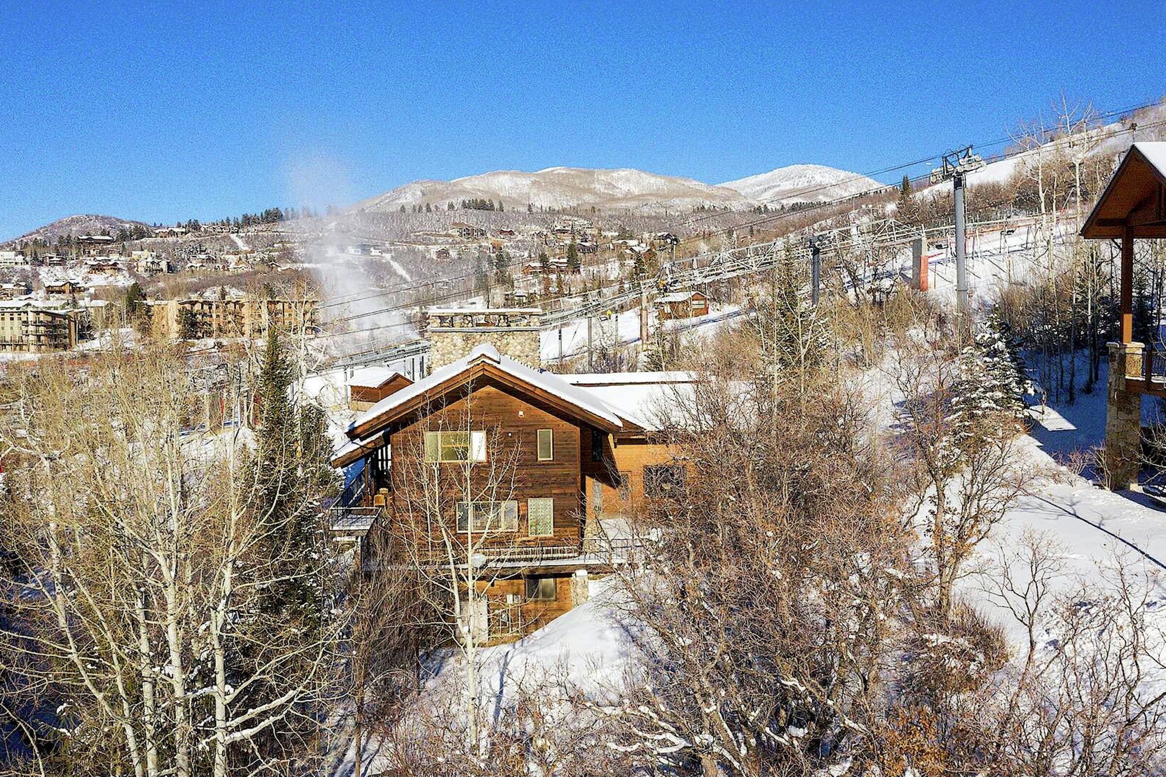 Christie Peak Lodge