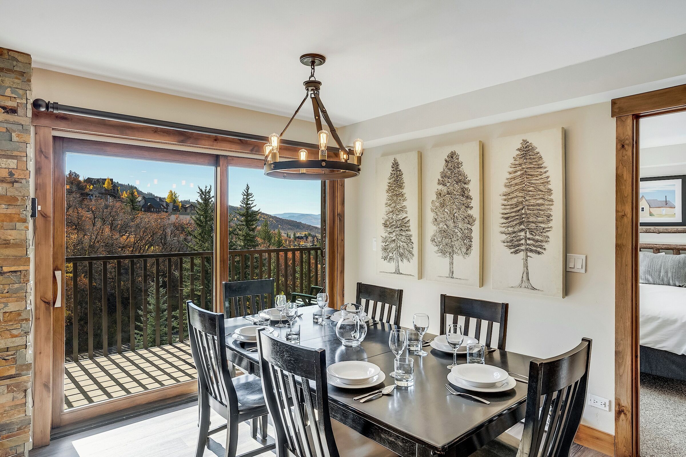 #302 - Dining Room