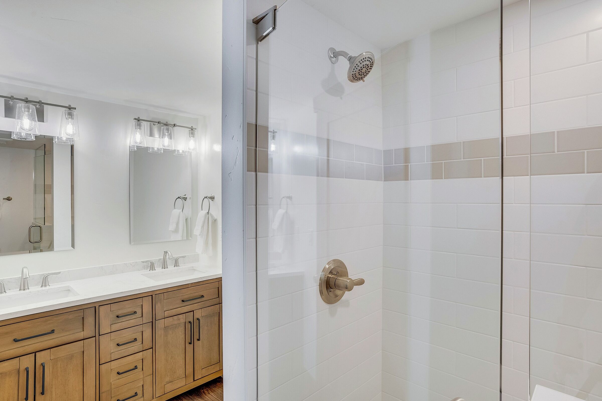 #302 - Master Ensuite Bathroom
