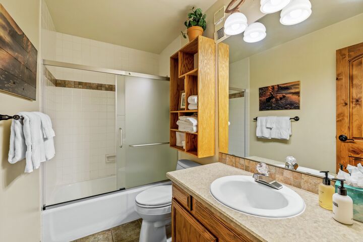 #105 - Bathroom