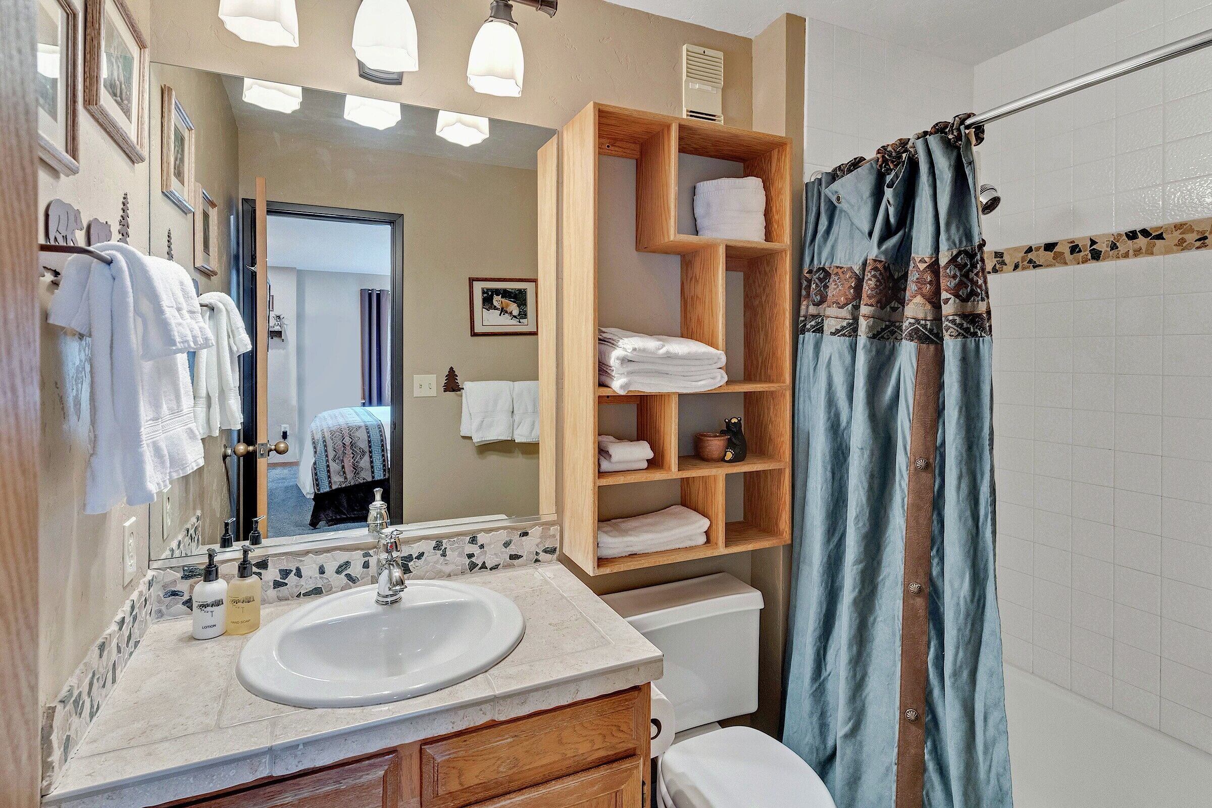 #107 - Master Ensuite Bathroom