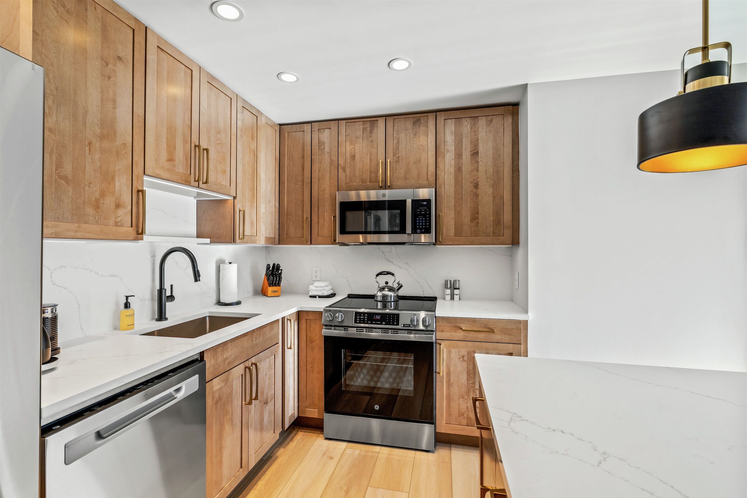 #207 - Kitchen