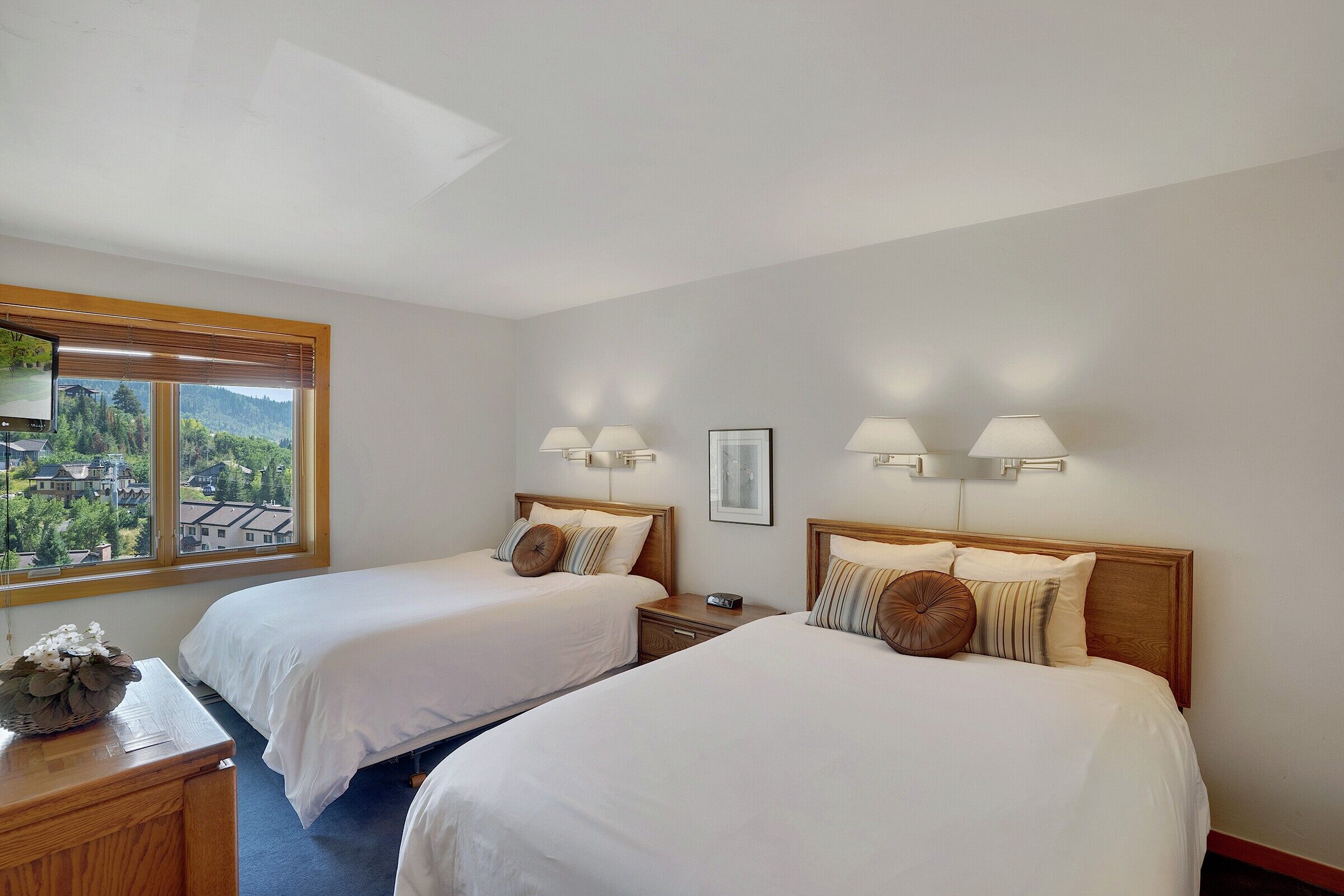 #407 - Bedroom