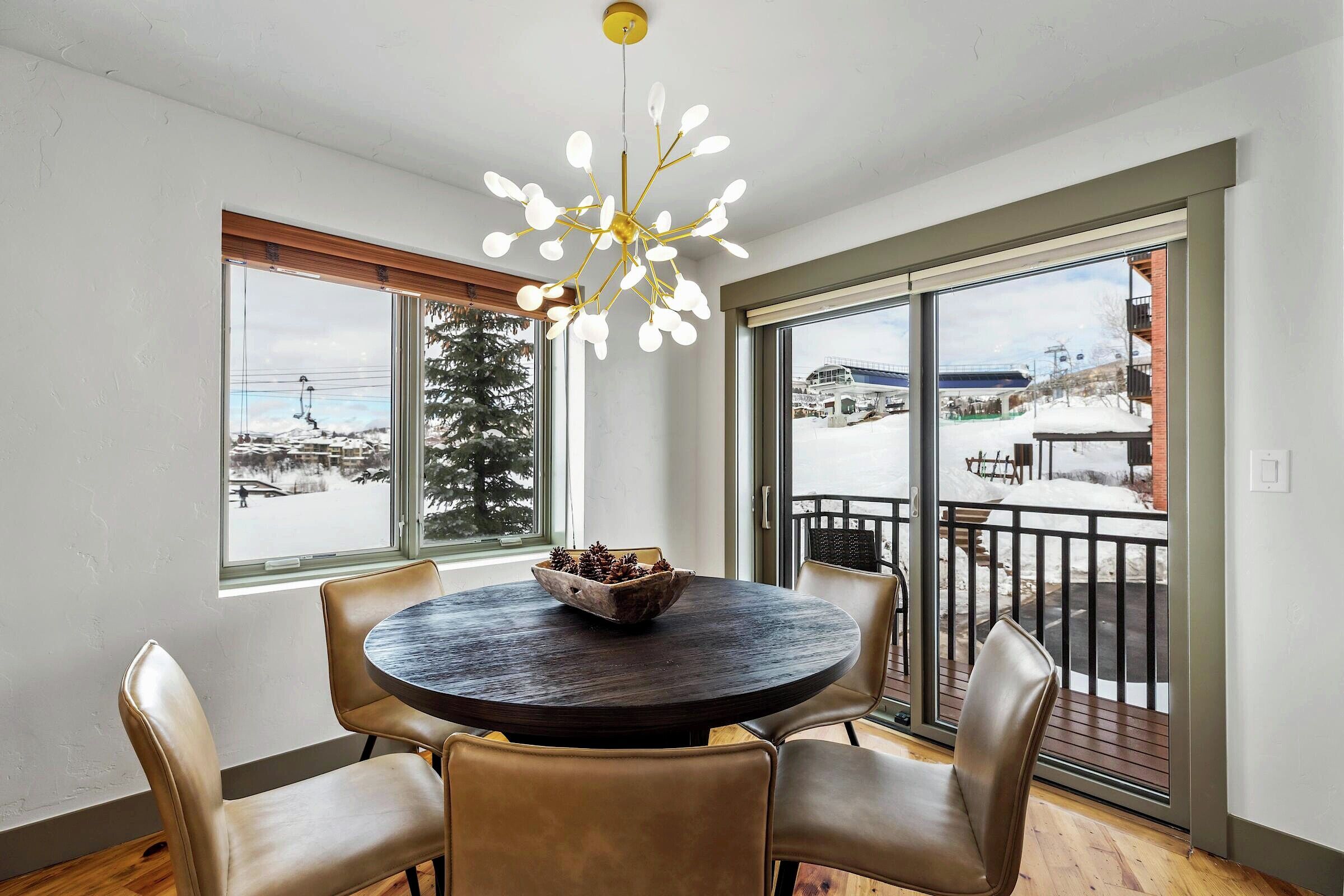 #415 - Dining Room