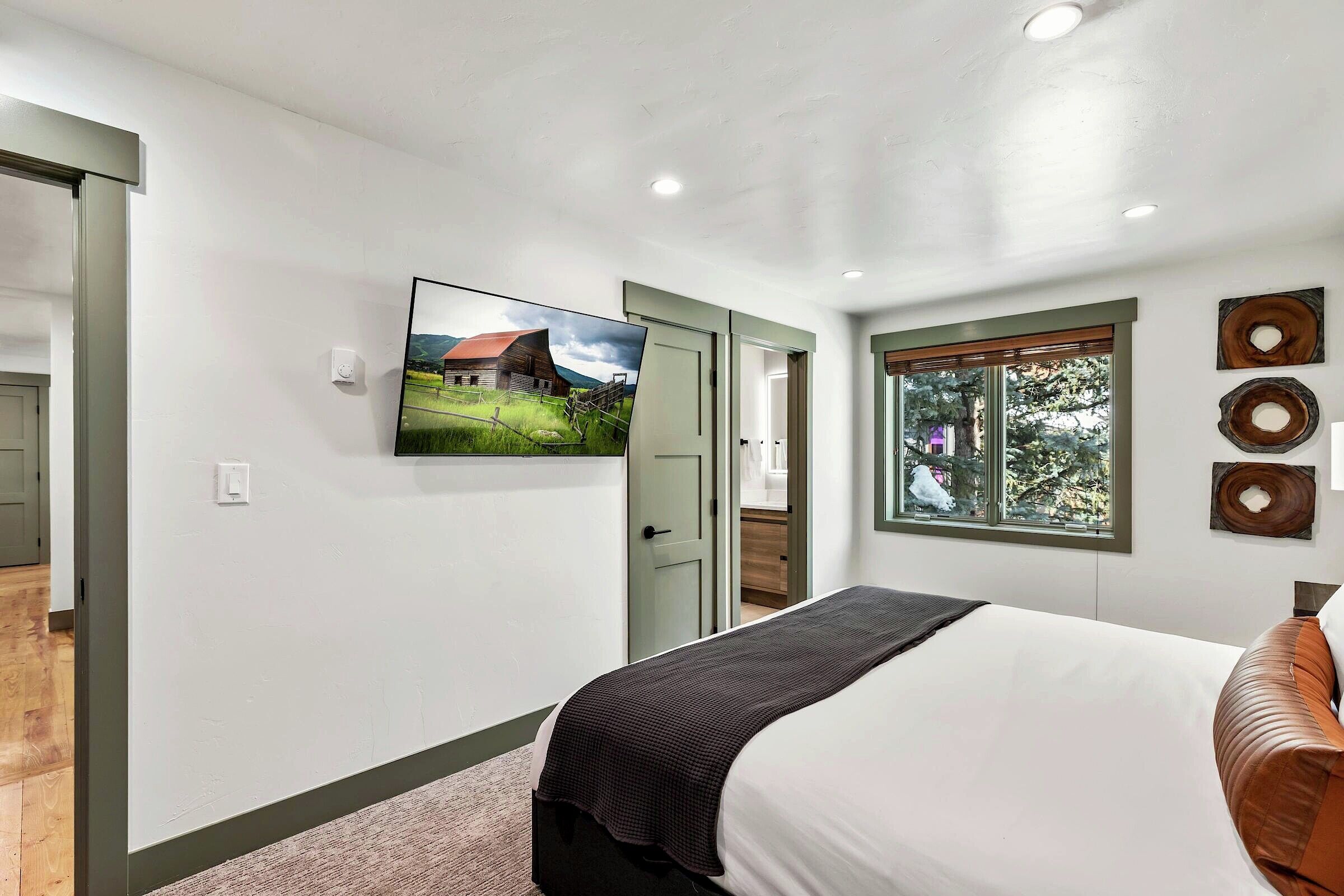 #415 - Master Bedroom